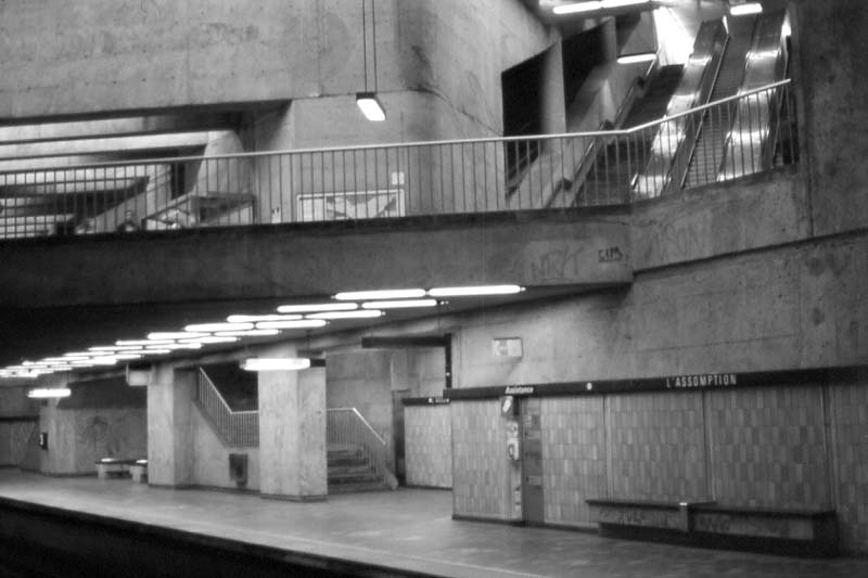 Assomption subway station interior