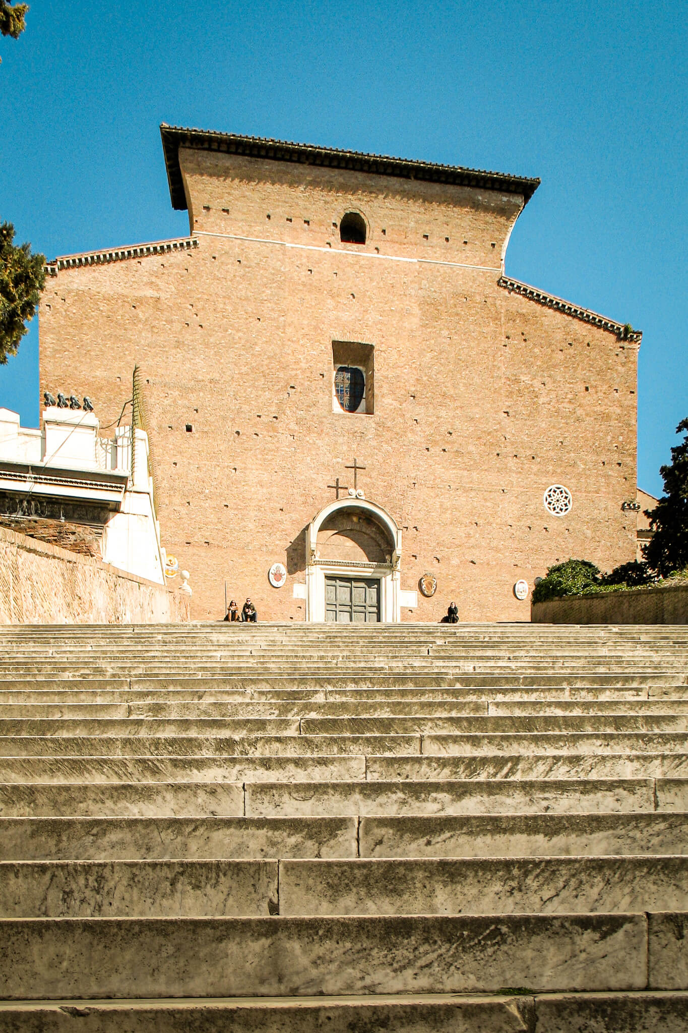 Steps leading up to the Santa Maria in Ara Cœli church