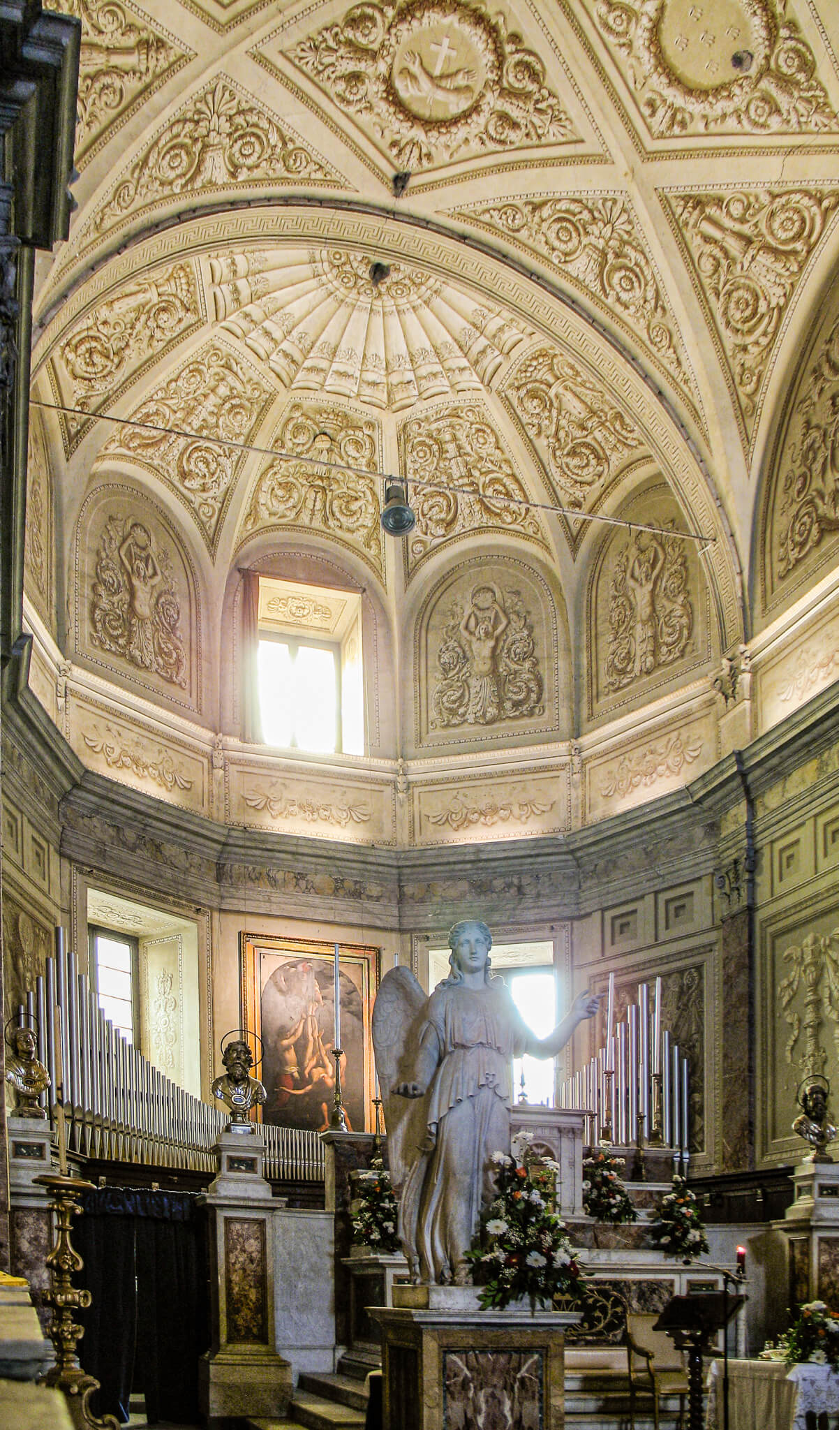 Trompe-l'oeil ceiling at San Pietro in Montorio in Rome