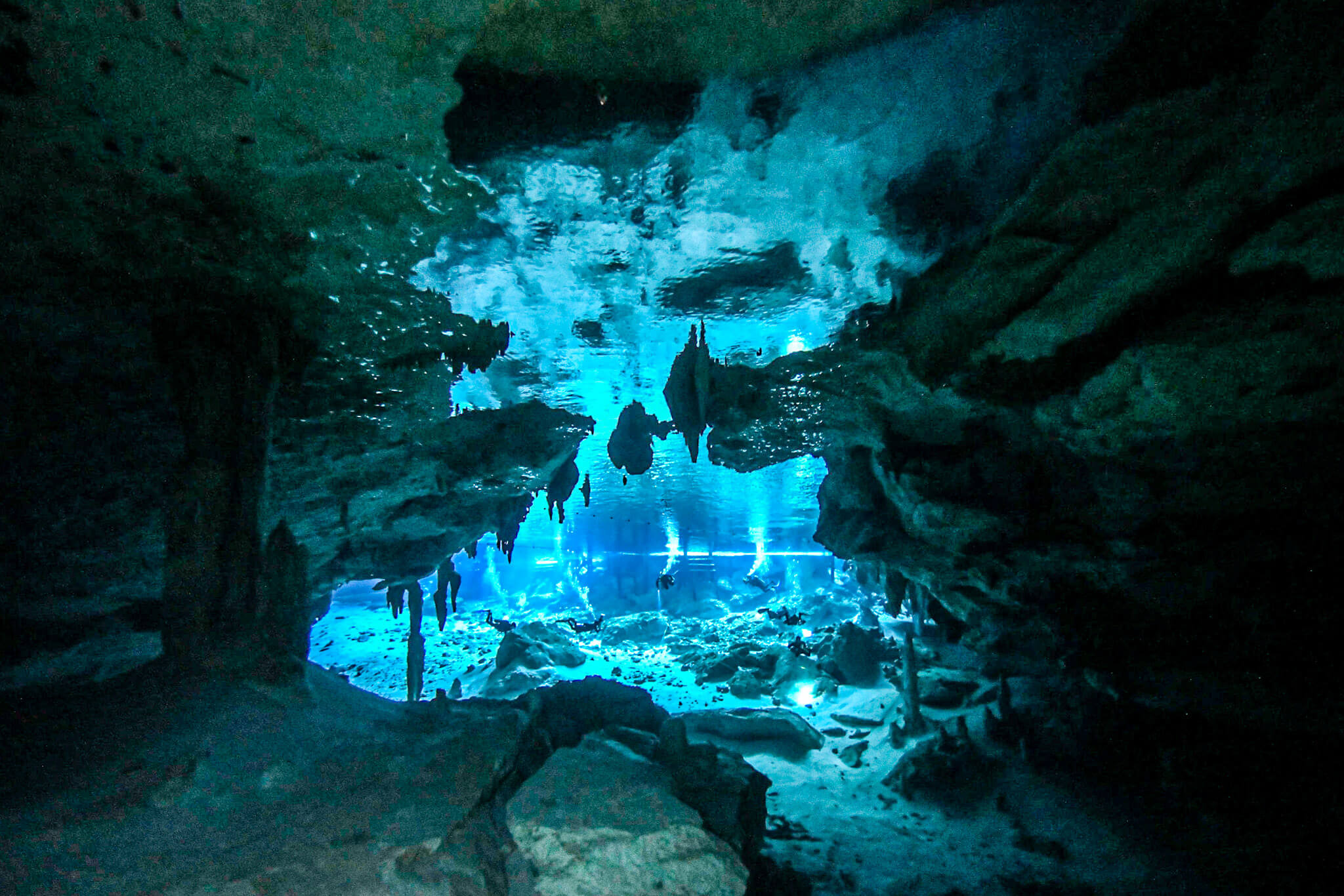 The light entering the submerged cavern at the Dos Ojos cenote entrance