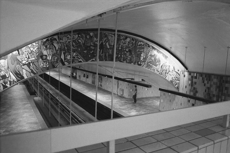 Papineau subway station interior art